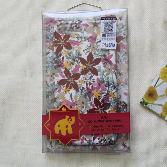 NEW iPhone 7 Plus /iPhone 8 Plus Floral case - Picture 1 of 8